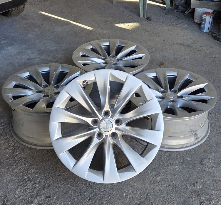 5x120 20 Tesla Model X/S