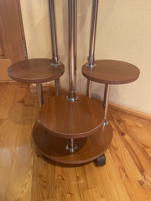 полки для цветов