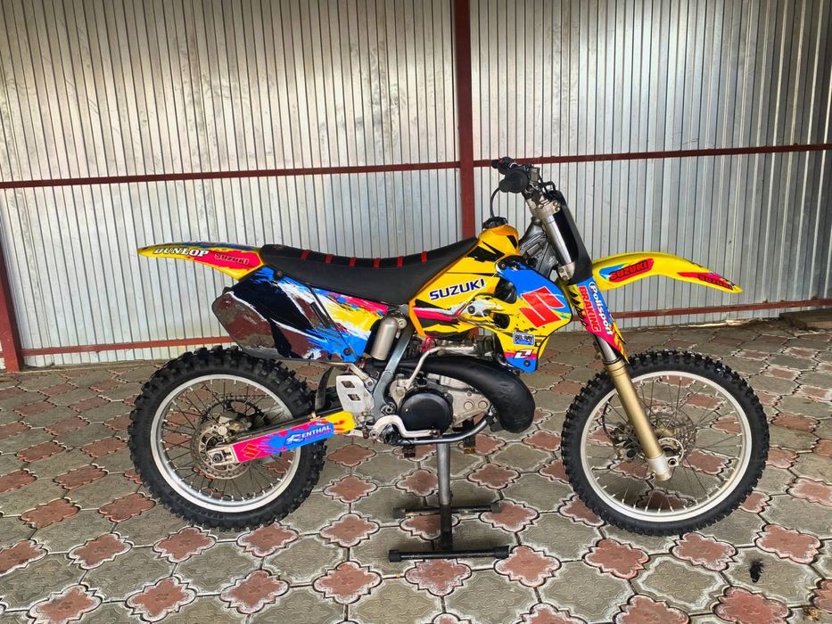 Кроссовый мотоцикл Suzuki RM 250