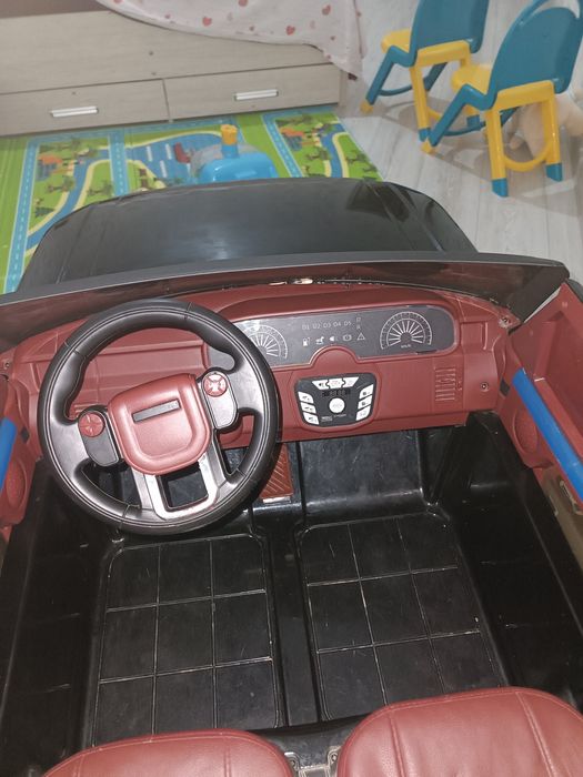 Почти новая машинка продаётся 4wd