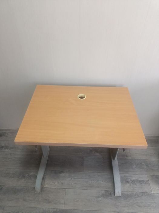 Стол компьютерный