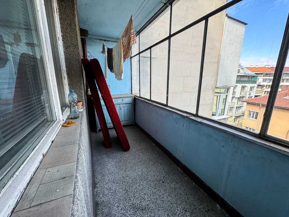 Двустаен апартамент с отлична локация – кв. Хъшове, Русе