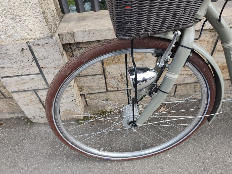 Triumph damă 28 Alu 7 v coș mare
