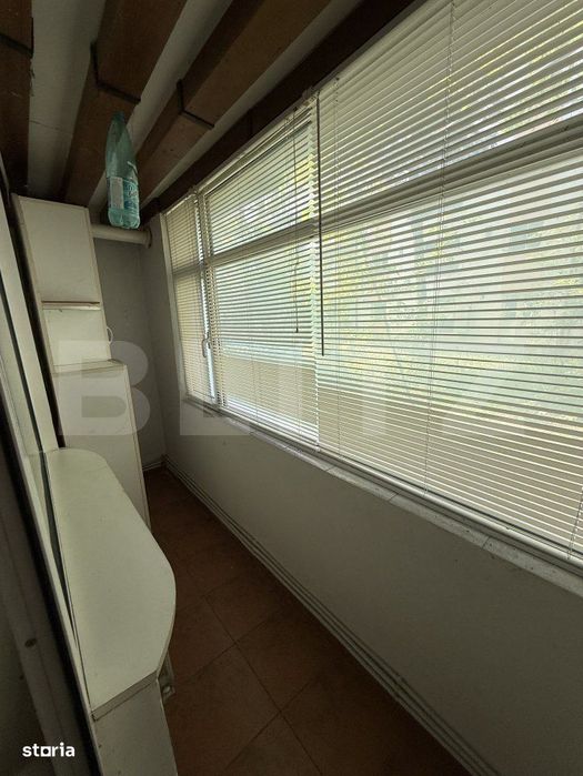Apartament cu 3 camere, decomandat, zona George Enescu