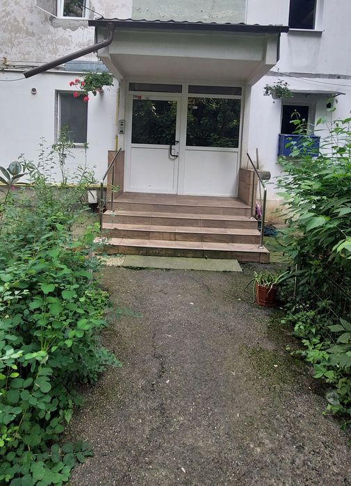 Apartament 2 camere Nord Cameliei cubuleț