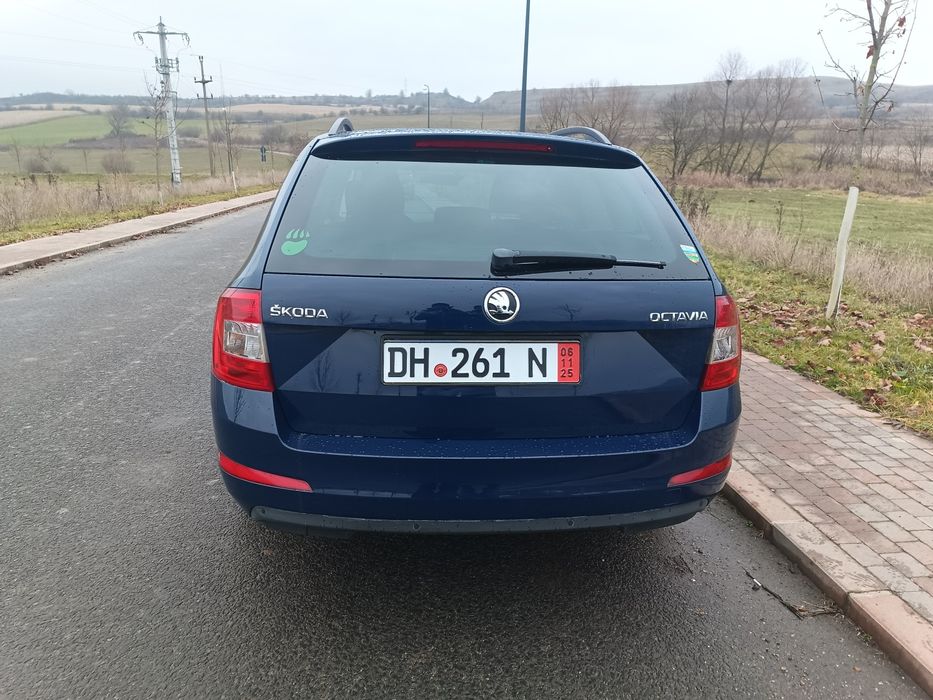 Vând Skoda Octavia 3