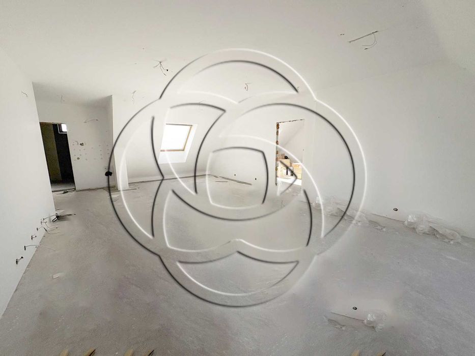 Продава се Офис в София, Център - 134 кв.м за 1680 €/кв.м - Снимка #1