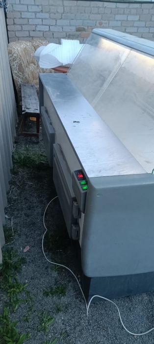 Продаётся витринный холодильник для мяса