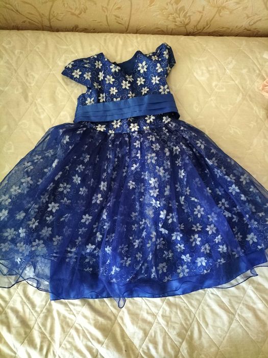 Платье детское на 5-6 лет