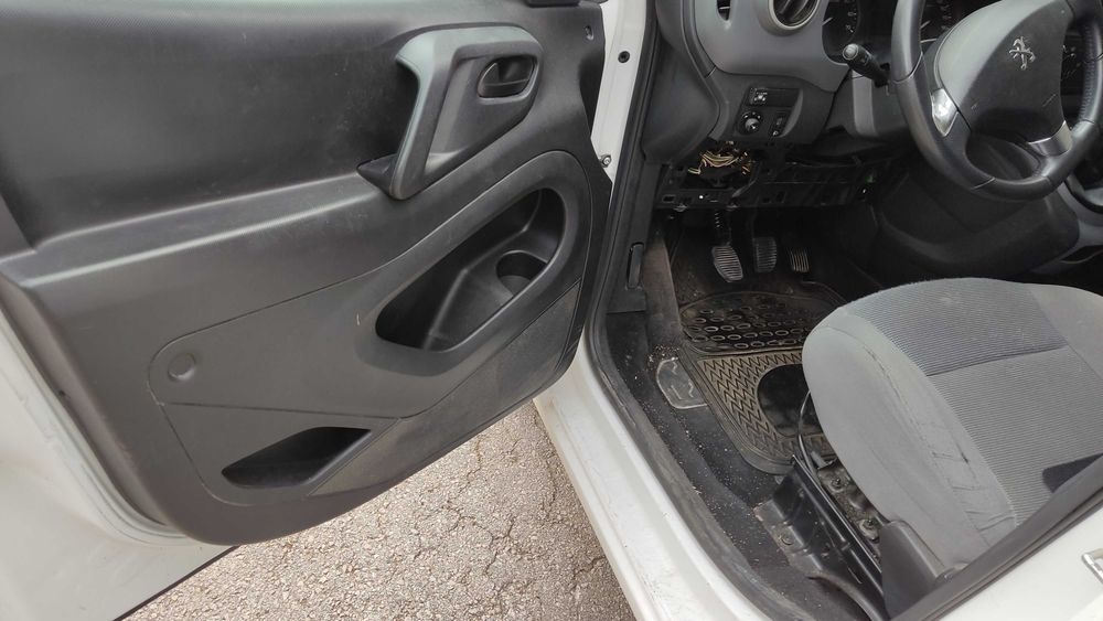 Peugeot Partner / Пежо Партнер 1.6VTI На части