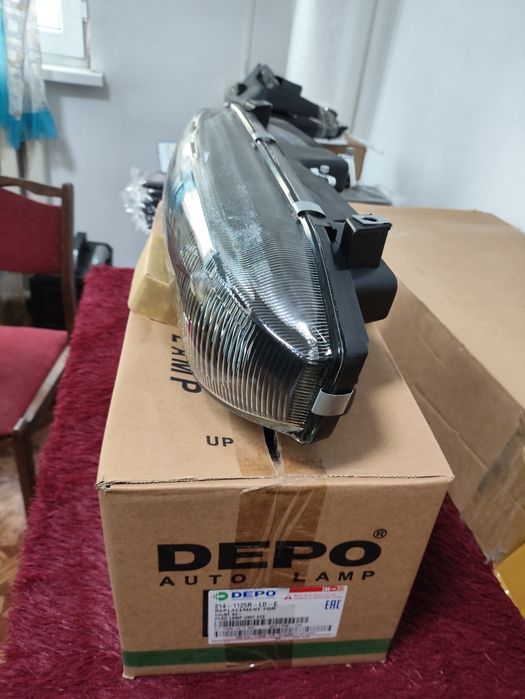 Дутый Галант фара Депо Тайвань