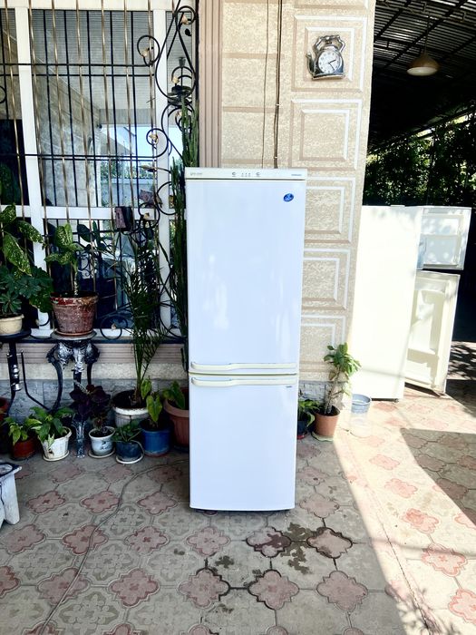 Продам холодильник Самсунг супер