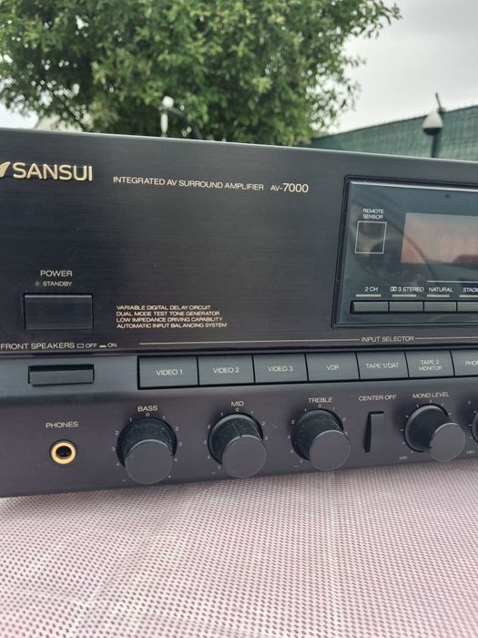 Receiver rar Sansui  av 7000