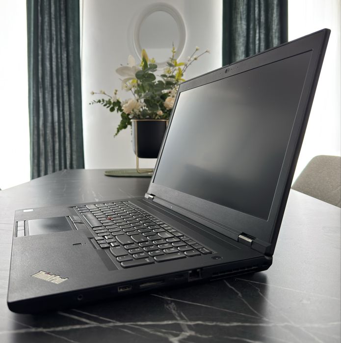 Lenovo ThinkPad P73 | i7-9850H | 64GB RAM | Quadro RTX 3000 6GB | SSD + HDD | Stare excelentă