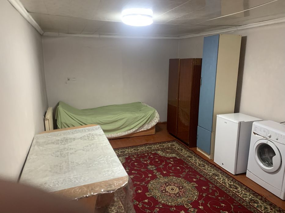 Квартира бос 1 бөлме іші кен жаксы су жылы су бәрі бар