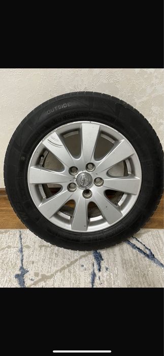 Шины с дисками 215:60R16