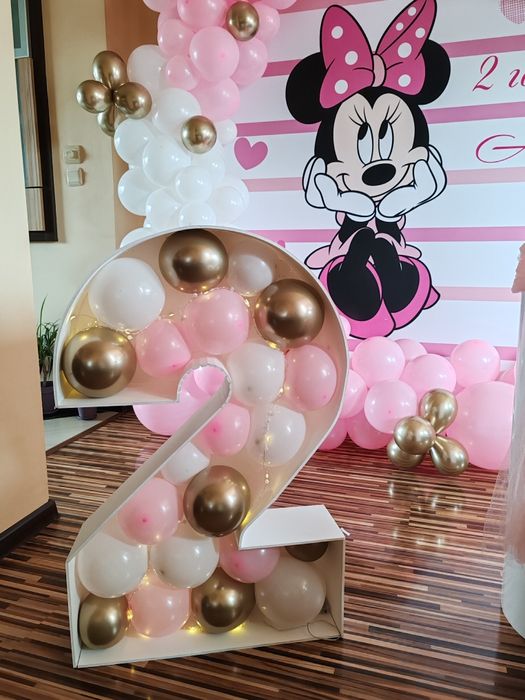Украса за рожден ден под наем  150 евро - с арка и балони тема Мини ма