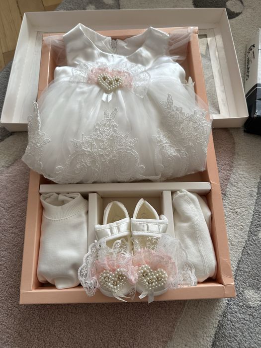 Бебешка рокля 0-6 месеца