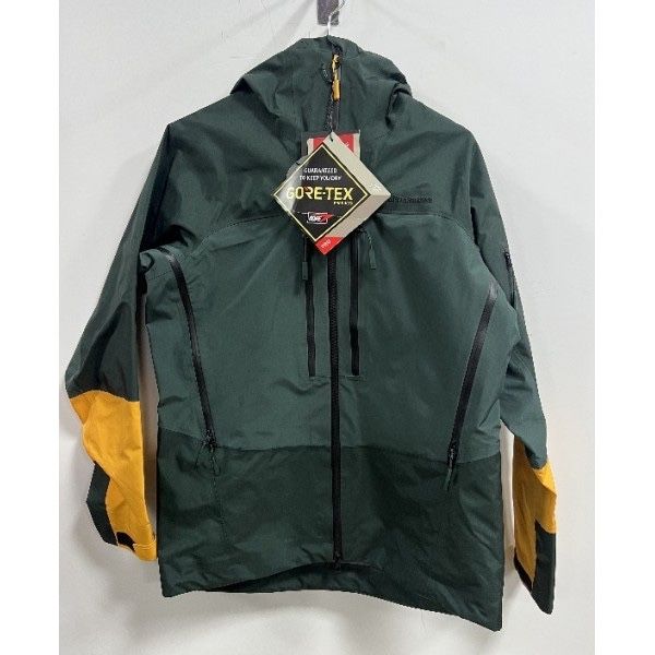 Geci schi Peak Performance dama si baiat  noi