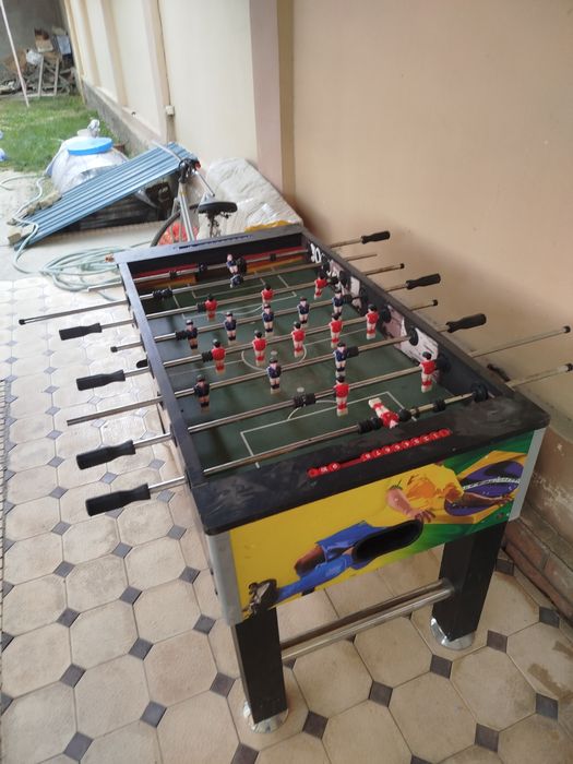 Stol futboli sotiladi