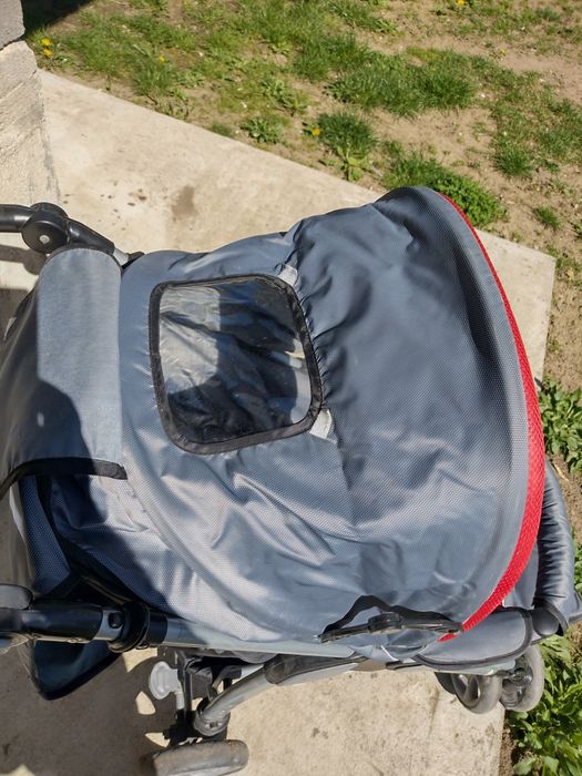 Cărucior pentru copii