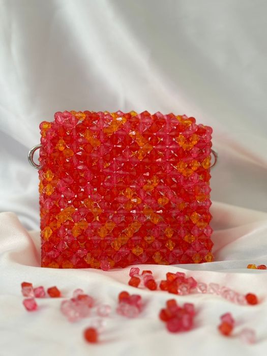 Чанти от мъниста