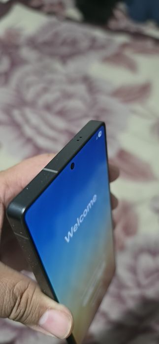 Samsung S 25 ultra sotiladi