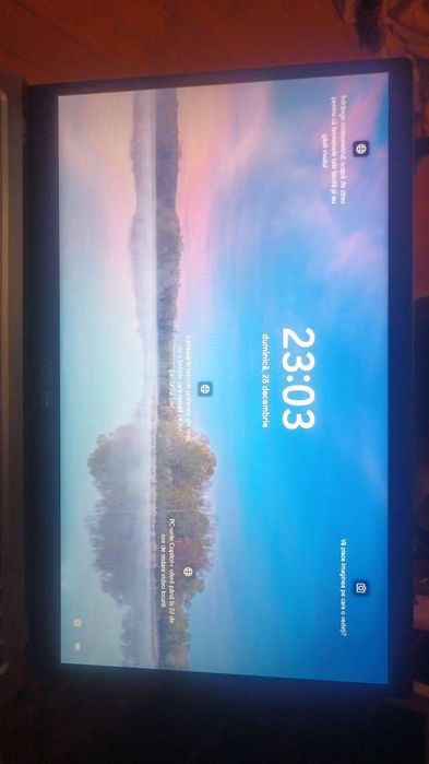 vând schimb laptop asus