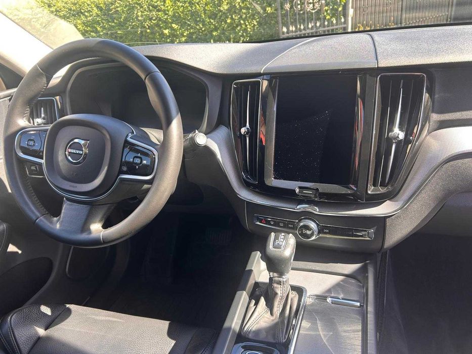 VOLVO XC60 2018 — imagine 3