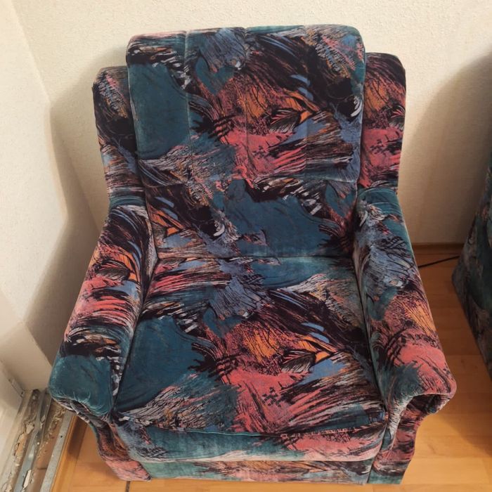 Mobila sufragerie din lemn masiv + comoda TV+ canapea + fotoliu