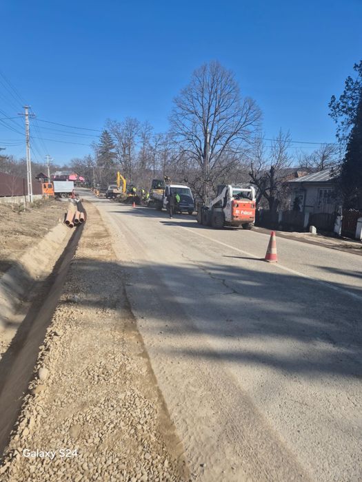 Inchiriez bobcat incarcator frontal