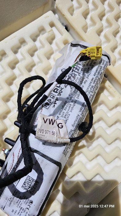 Vând airbag scaun Skoda Superb 3