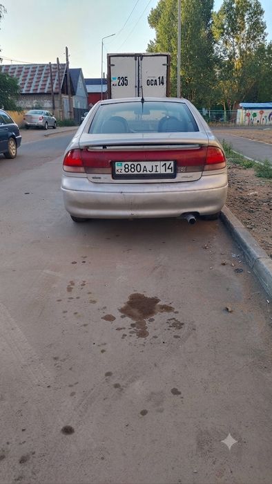 Mazda Cronos хэтчбек