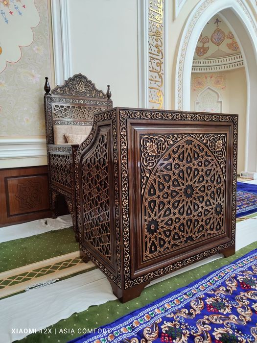 Масжидлар учун Минбар тайёрлаш хизмати