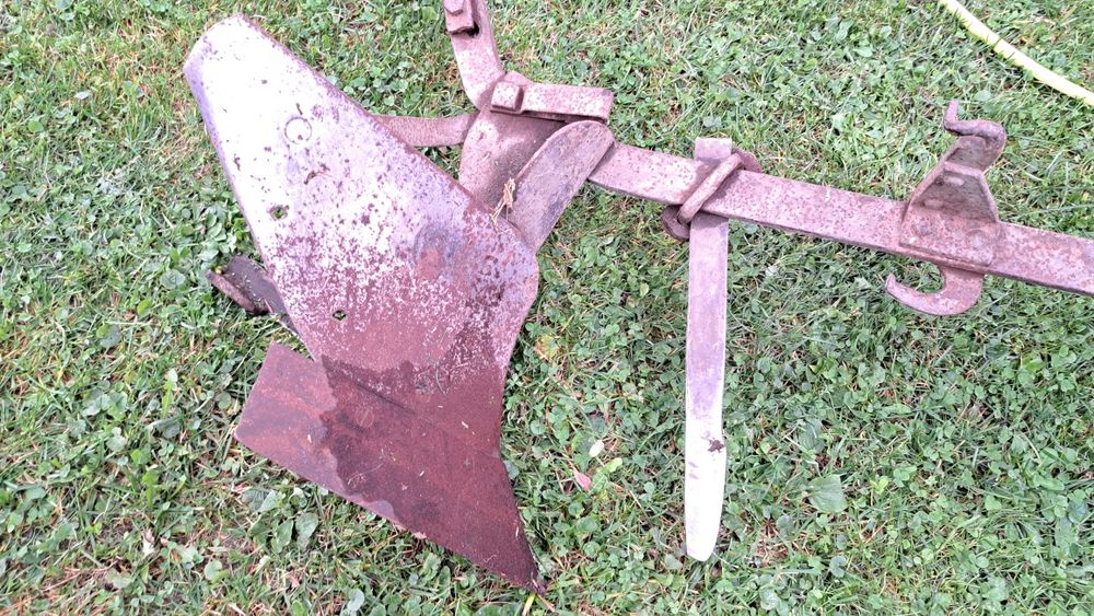 Plug de 2 cai foarte bun Ipotesti • OLX.ro