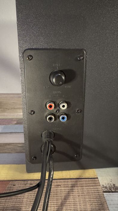 Sistem audio Logitech z333 2.1 40w