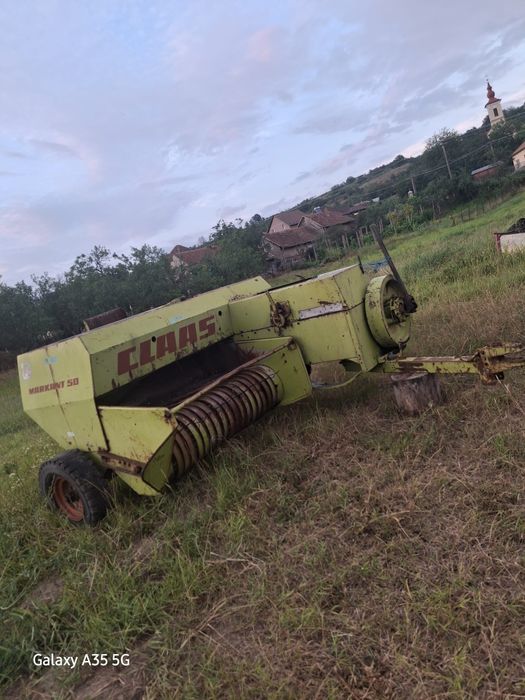 Vând presă de balotat în perfectă stare de funcționare cu probă la fața locului