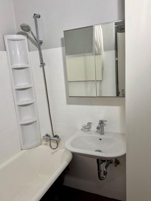 Дава се под наем Тристаен апартамент в София, Лозенец - 90 кв.м за 820 € - Снимка #11