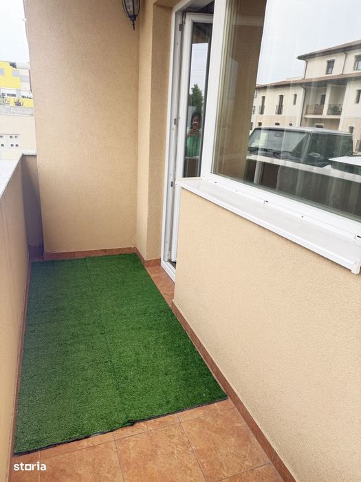 Apartament 3 camere, parter, balcon