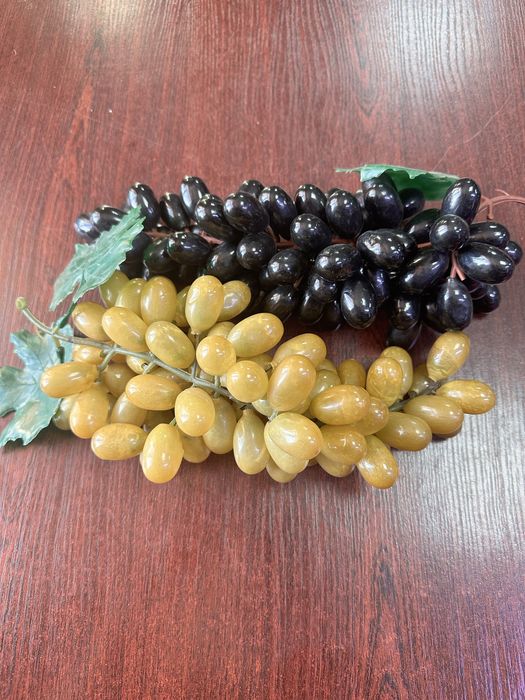 Продам виноград искусственный