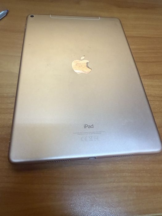 Ipad ai generatia a-3 a cu sim