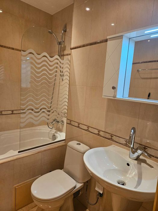 Продаваме Тристаен Апартамент В Дружба 1