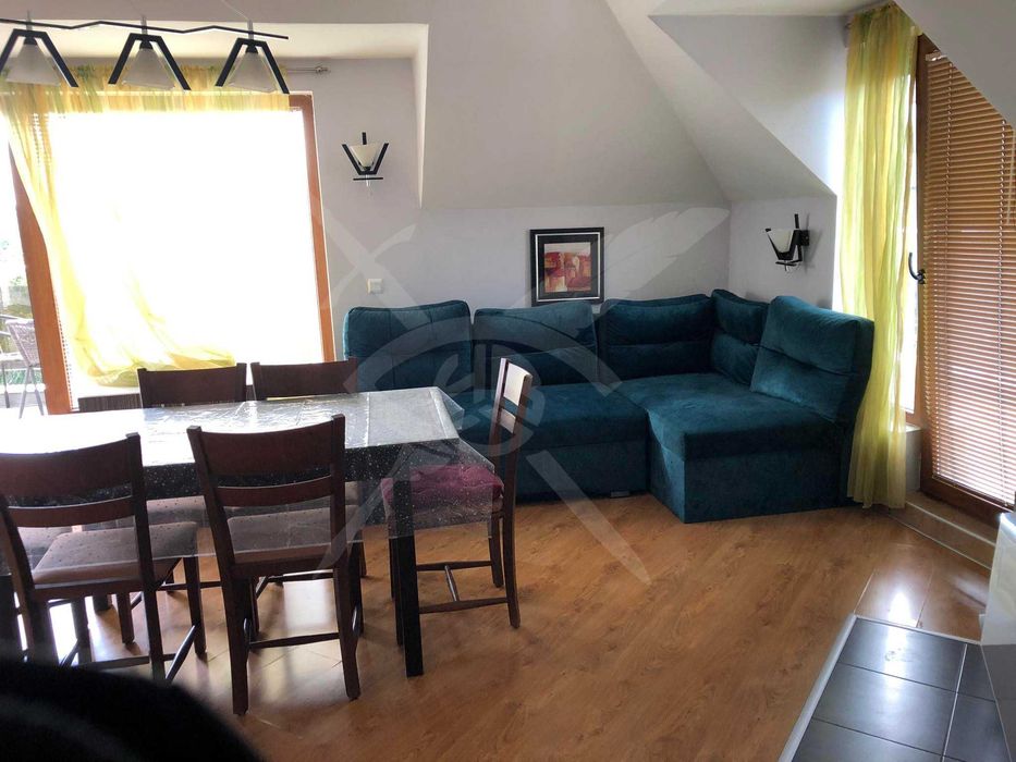 Дава се под наем Четиристаен апартамент в к.к. Св.Св. Константин и Елена - 120 кв.м за 1200 € - Снимка #1