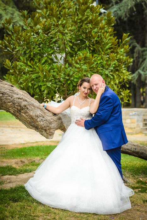 Сватбена рокля запазена