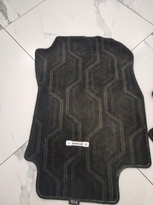 Ворсовые полики на Toyota Rav4 XA50