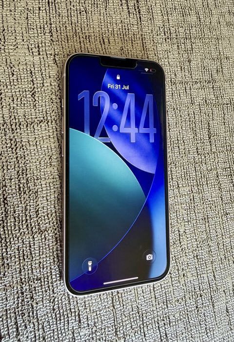 iPhone 13 (128 GB) - без забележки