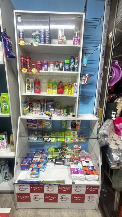 Продам ветрины сост отлич