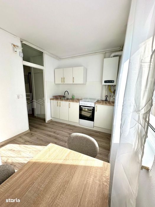 Garsonieră decomandată 38mp, renovată integral, lift nou,  Racadau