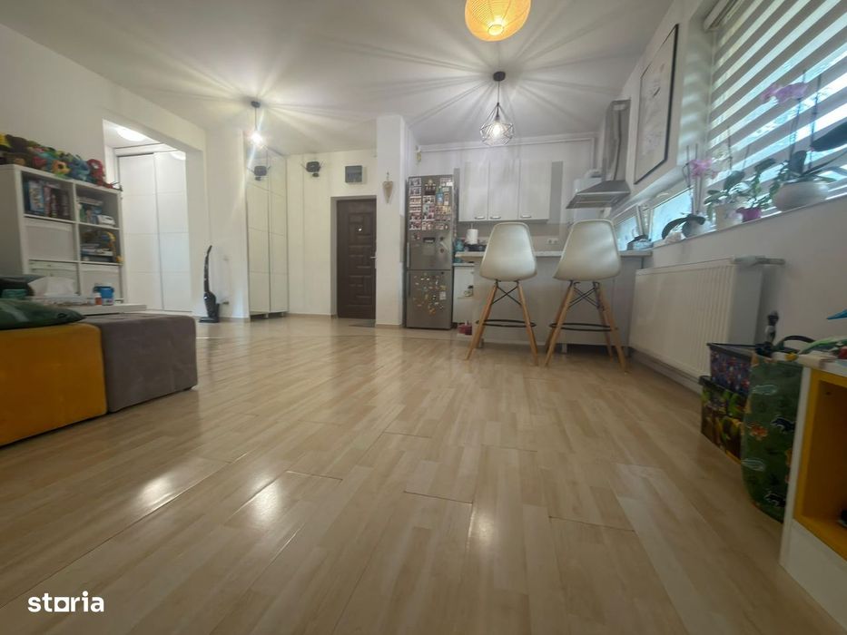 Apartament 2 camere Open Space | Sector 4 | Loc de parcare inclus