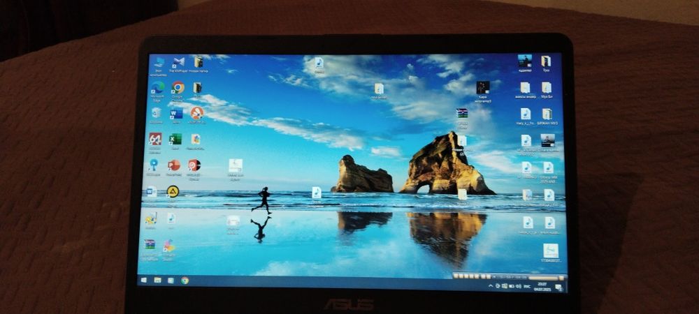 Ноутбук Asus 512gb core I3